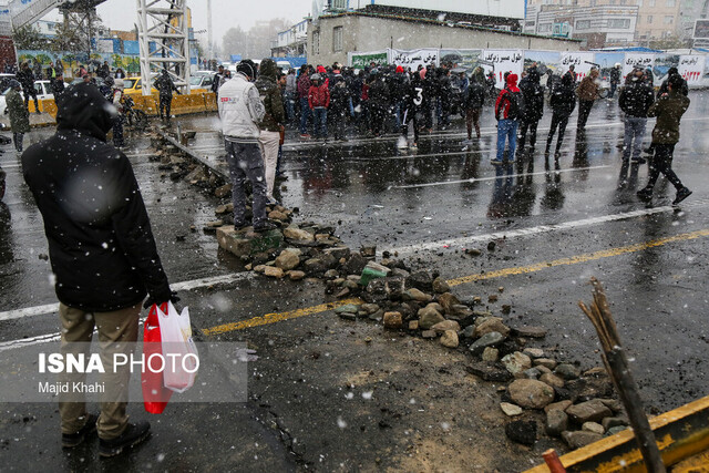 عکس آرشیوی است. شهادت ۳ بسیجی در اغتشاشات غرب استان تهران