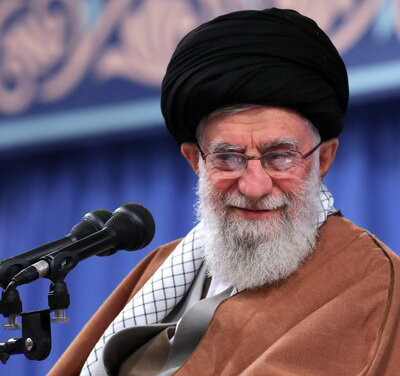 دیدار جمعی از تولیدکنندگان، کارآفرینان و فعالان اقتصادی با رهبر انقلاب دیدار