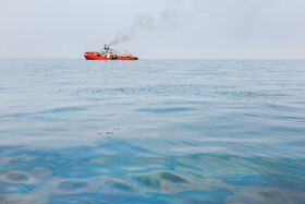 عملیات پاکسازی جزیره خارگ از آلودگی نفتی