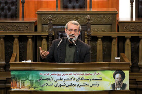 نشست خبری علی لاریجانی، رییس مجلس شورای اسلامی