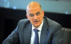 تاکید وزیر خارجه یونان بر مخالفت با هرگونه مداخله خارجی در لیبی