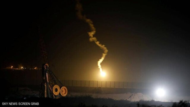 شلیک موشک از نوار غزه به سمت اراضی اشغالی/ از سرگیری ارسال بالن های آتش زا