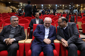 مدیرعامل ایسنا، وزیر امور خارجه و رئیس جهاد دانشگاهی در جشن بیست سالگی ایسنا