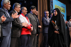 نهمین آیین اعطای تندیس ملی فداکاری به دانشجویان ایران