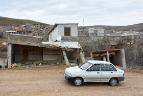 روستای «حسین آباد کالپوش» ۹ ماه پس از رانش زمین