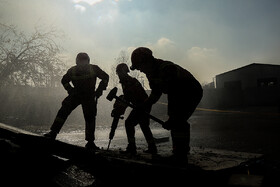 تخریب منزل مسکونی در اهواز در پی انفجار گاز / نجات ۴ تن از زیر آوار