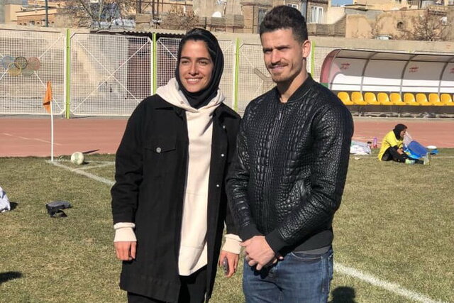 وریا غفوری در تمرین تیم فوتبال بانوان وچان کردستان + عکس