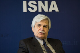 دلایل کاهش اخیر نرخ دلار از زبان یک اقتصاددان