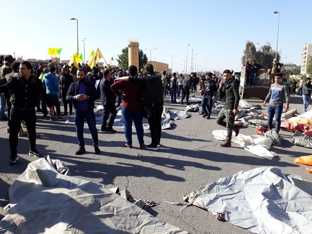 حمله معترضان به ایست بازرسی سفارت آمریکا در بغداد/ حضور وزیران دفاع و کشور در منطقه الخضرا