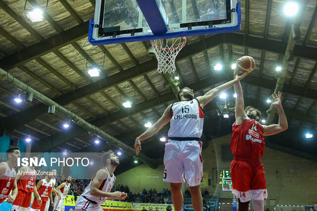 پیروزی سخت مهرام مقابل جوانان بسکتبال ایران پیروزی سخت مهرام مقابل جوانان بسکتبال ایران
