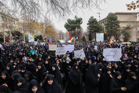 تجمع دانشجویان دانشگاه‌های مختلف در دانشگاه تهران