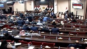 هشدار عضو پارلمان عراق درباره پیامدهای حمله به حشد شعبی برای منافع آمریکا در منطقه