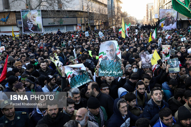 وداع چندمیلیونی تهران با سردار عشق و حماسه وداع چندمیلیونی تهران با سردار عشق و حماسه