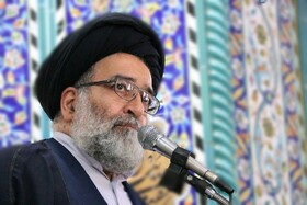 امام جمعه موقت ورامین: ملت ایران برای حل مشکلات هیچ راهی به جز انتخاب مدیران انقلابی ندارند