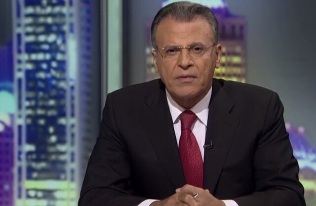 تمجید مجری الجزیره از سخنرانی "شیوا و بدون عیب" مقام معظم رهبری به زبان عربی