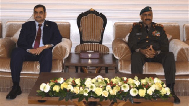 وزیر دفاع عراق وارد کویت شد