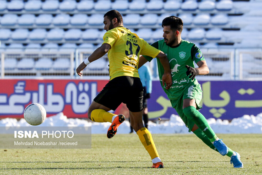 File:Sepahan FC vs Tractor Sazi FC, 20 October 2022 - 06(cropped2