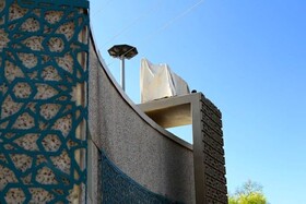 جایگاه جلوس امام راحل در بهشت زهرا گلباران می‌شود