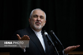 ظریف: آمریکا باید به ایران غرامت بپردازد