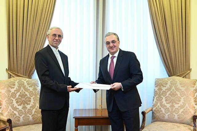 سفیر جدید ایران کار خود را در ارمنستان آغاز کرد سفیر جدید ایران کار خود را در ارمنستان آغاز کرد