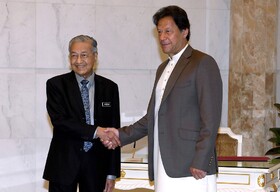 وعده عمران خان به مالزی: مجازات هند علیه شما را جبران می‌کنیم
