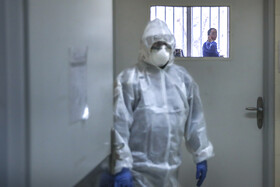 بیمارِ تحت نظر بعدی، یک مهماندار هواپیماست که با بروز علائمی از ابتلا به این ویروس، خود را به مرکز قرنطینه معرفی کرده است