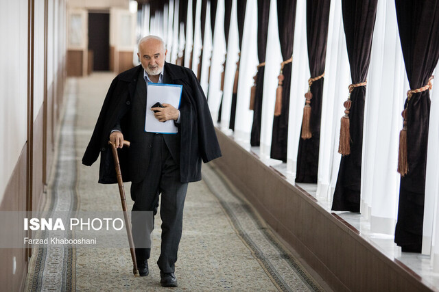 توکلی: اعتبارزدایی از اسناد غیررسمی نیاز به مصلحتسنجی ندارد توکلی: اعتبارزدایی از اسناد غیررسمی نیاز به مصلحتسنجی ندارد