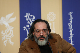 کارن همایون‌فرآهنگساز در نشست خبری فیلم «روزبلوا»