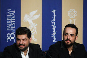 پنجمین روز سی و هشتمین جشنواره فیلم فجر - سام درخشانی و حامد کمیلی در نشست خبری فیلم «خوب بد جلف ۲»