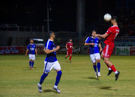 دیدار تیم های فوتبال گل‌گهر سیرجان و تراکتور