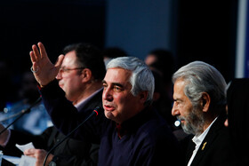 هفتمین روز سی و هشتمین جشنواره فیلم فجر - عوامل فیلم «خروج» در نشست خبری