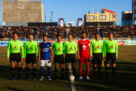 دیدار تیم های‌فوتبال گل‌گهر سیرجان و تراکتور