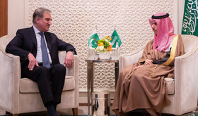 تاکید وزرای خارجه پاکستان و عربستان بر حفظ روابط نزدیک در زمینه روابط متشنج تهران-واشنگتن