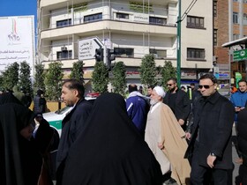 ناطق نوری در راهپیمایی 22 بهمن شرکت کرد