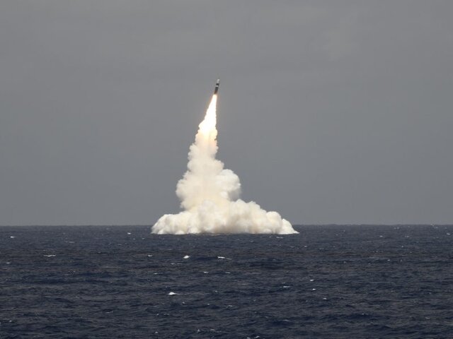 آمریکا موشک بالستیک "ترایدنت" آزمایش کرد