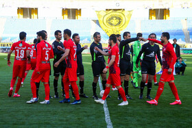 هفته بیستم لیگ برتر فوتبال - دیدار تیمهای فوتبال سپاهان و پرسپولیس