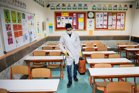 ضدعفونی کردن مدارس منطقه یک تهران برای مقابله با کروناویروس