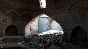 حمام قاجاری در همسایگی شیخ‌صفی جان می‌دهد