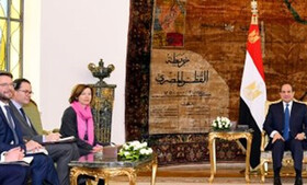 دیدار وزیر دفاع فرانسه و رئیس‌جمهور مصر
