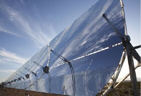 نیروگاه‌های خورشیدی در 14 بقعه دیگر قم احداث می‌شود