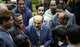 ادامه هشدارها به تلویزیون درباره کرونا/رییس صداوسیما همچنان دفاع می‌کند