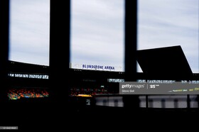 در حسرت سکوها