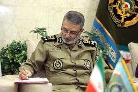 فرمانده کل ارتش در پیام نوروزی از جهادگران خط مقدم سلامت قدردانی کرد