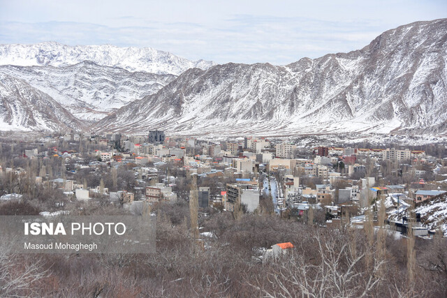 بارش برف در برخی مناطق کشور / کاهش 12 درجه‌ای دما در تعدادی از استان‌ها