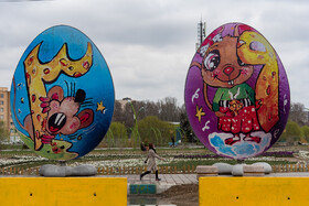 برخی مردم علیرغم توصیهها برای کارهای غیر ضروری همچون پیاده روی از خانه خارج میشوند.