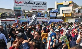 حمله تظاهرکنندگان عراقی به ساختمان استانداری ذی‌قار و درخواست برای برکناری استاندار