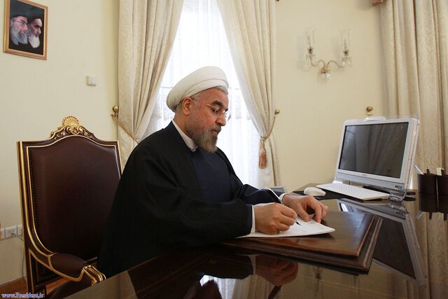 پیام تسلیت روحانی به نخست وزیر پاکستان در پی سقوط یک فروند هواپیمای مسافربری