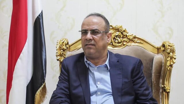 اختلاف در کابینه دولت مستعفی یمن و درخواست برای کناره‌گیری نخست وزیر