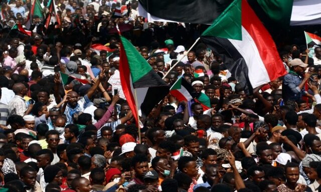 تظاهرات علیه دولت انتقالی سودان به دلیل شرایط بد اقتصادی