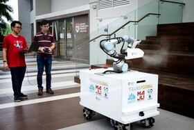 رباتی که در دوران کرونا به کمک پرسنل خدماتی بیمارستان‌ها آمد